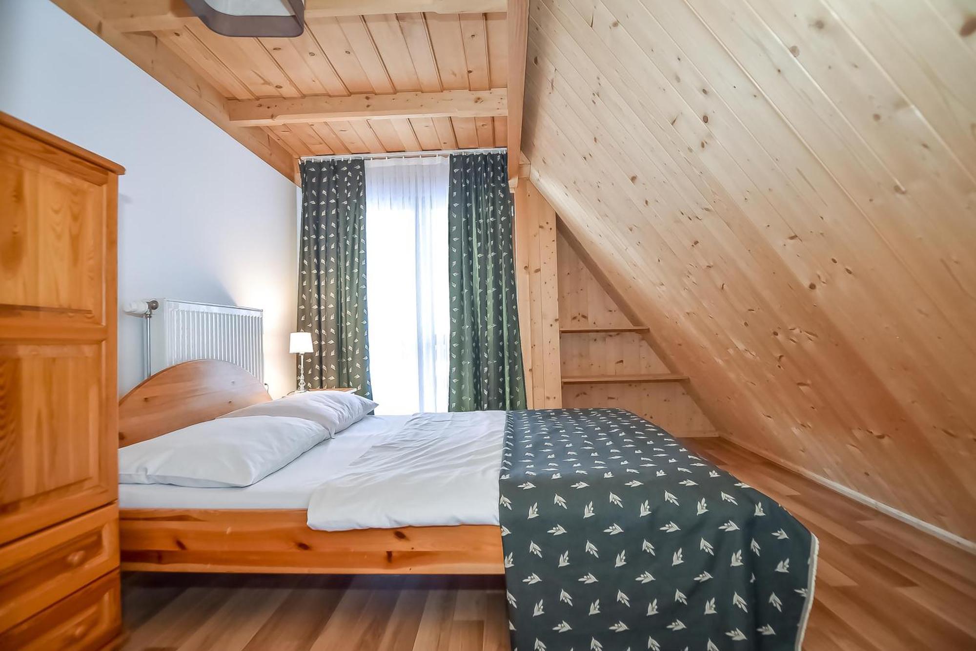 Willa Pod Orlem Jacuzzi Sauna กอสเชียลิสกอ ภายนอก รูปภาพ