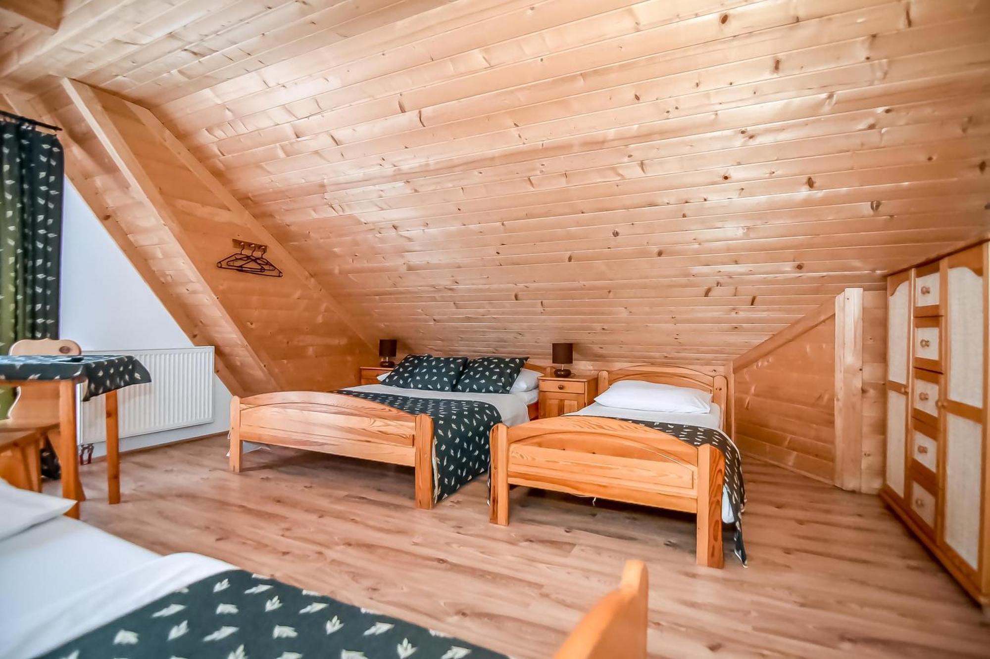 Willa Pod Orlem Jacuzzi Sauna กอสเชียลิสกอ ภายนอก รูปภาพ