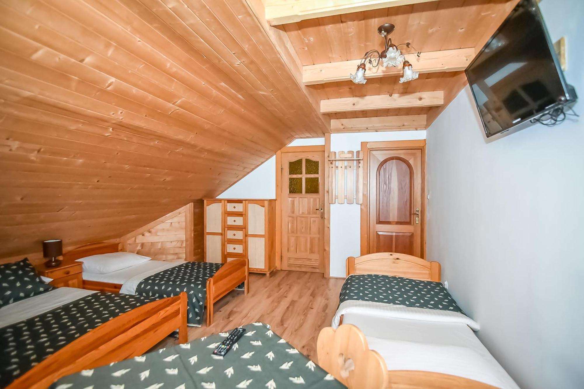 Willa Pod Orlem Jacuzzi Sauna กอสเชียลิสกอ ภายนอก รูปภาพ