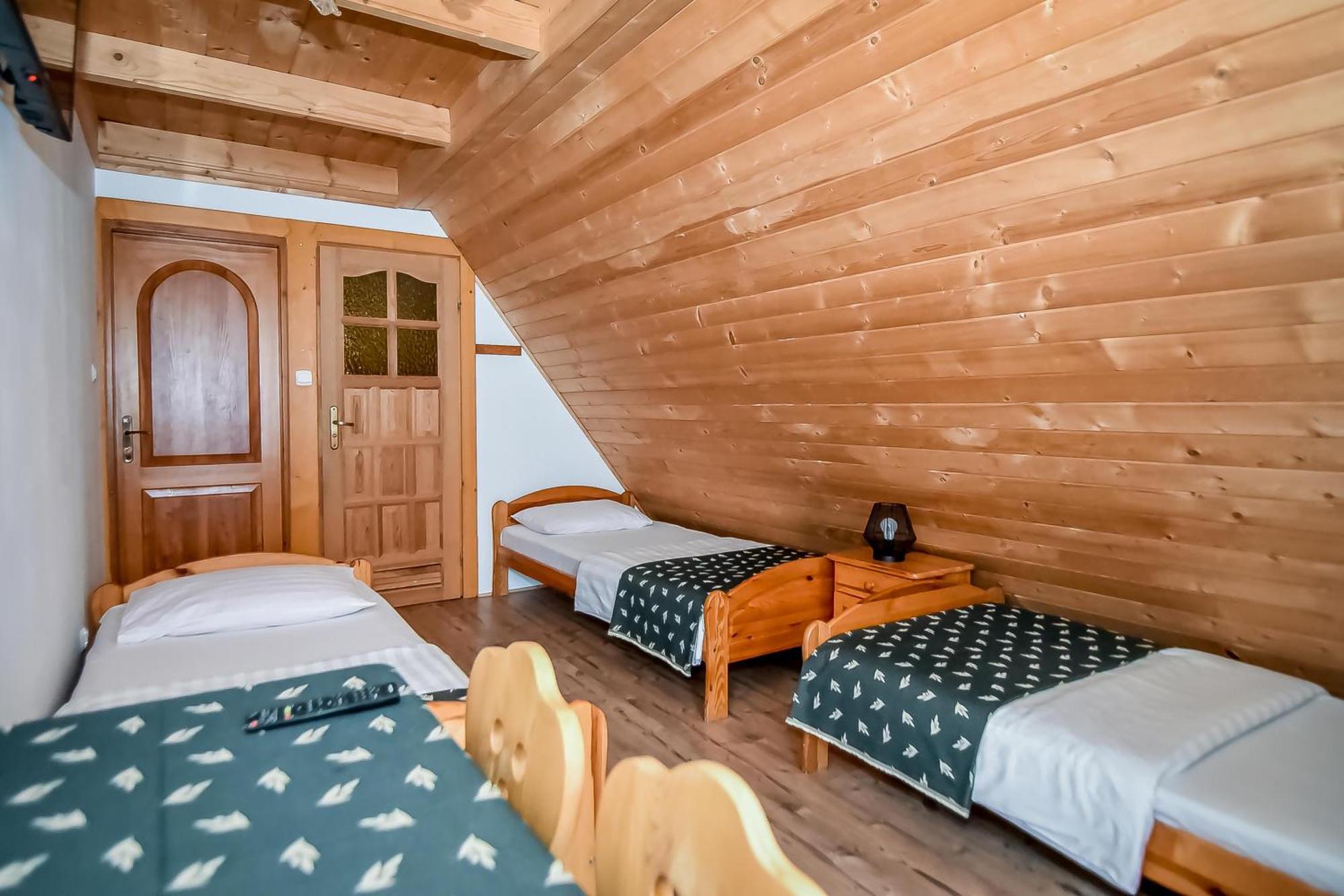 Willa Pod Orlem Jacuzzi Sauna กอสเชียลิสกอ ภายนอก รูปภาพ