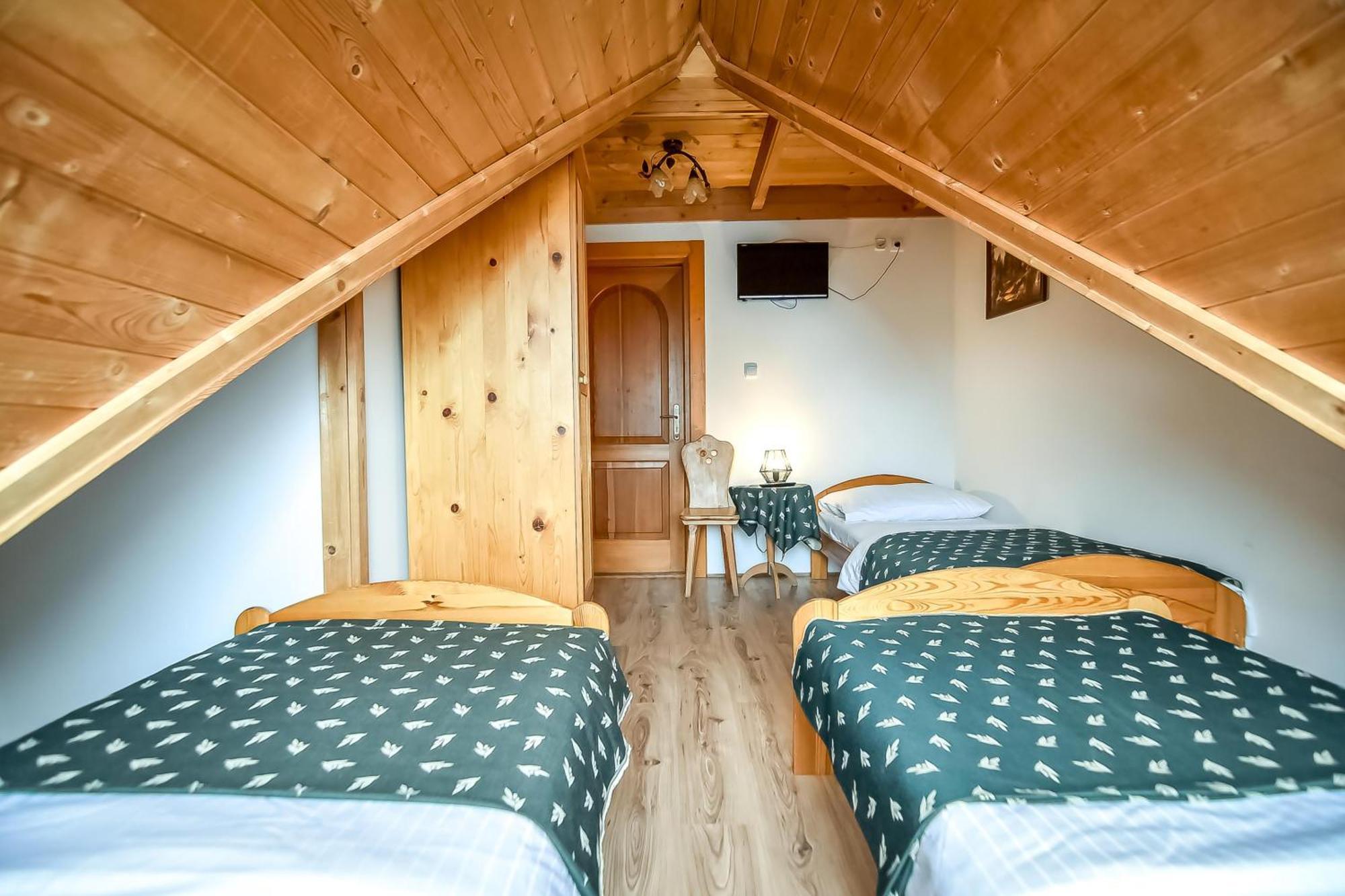 Willa Pod Orlem Jacuzzi Sauna กอสเชียลิสกอ ภายนอก รูปภาพ