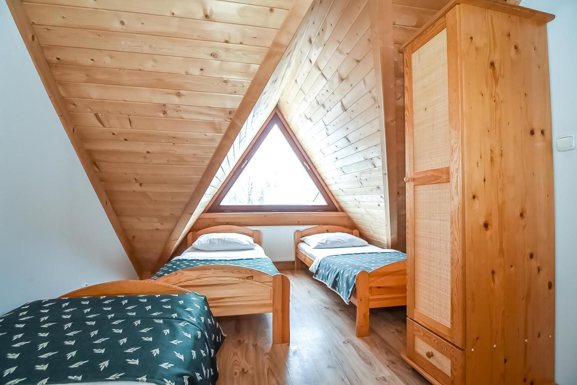 Willa Pod Orlem Jacuzzi Sauna กอสเชียลิสกอ ภายนอก รูปภาพ