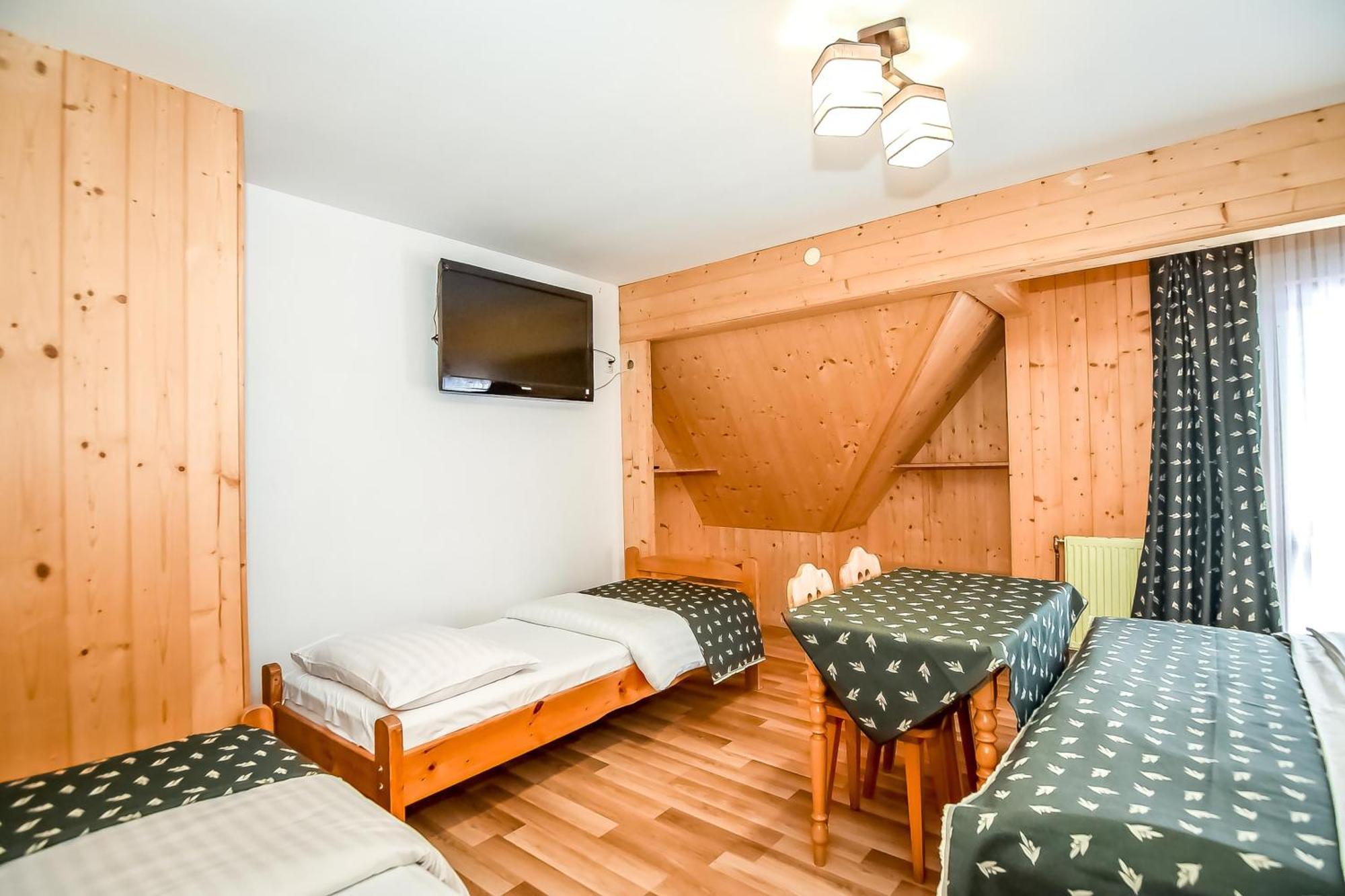 Willa Pod Orlem Jacuzzi Sauna กอสเชียลิสกอ ภายนอก รูปภาพ