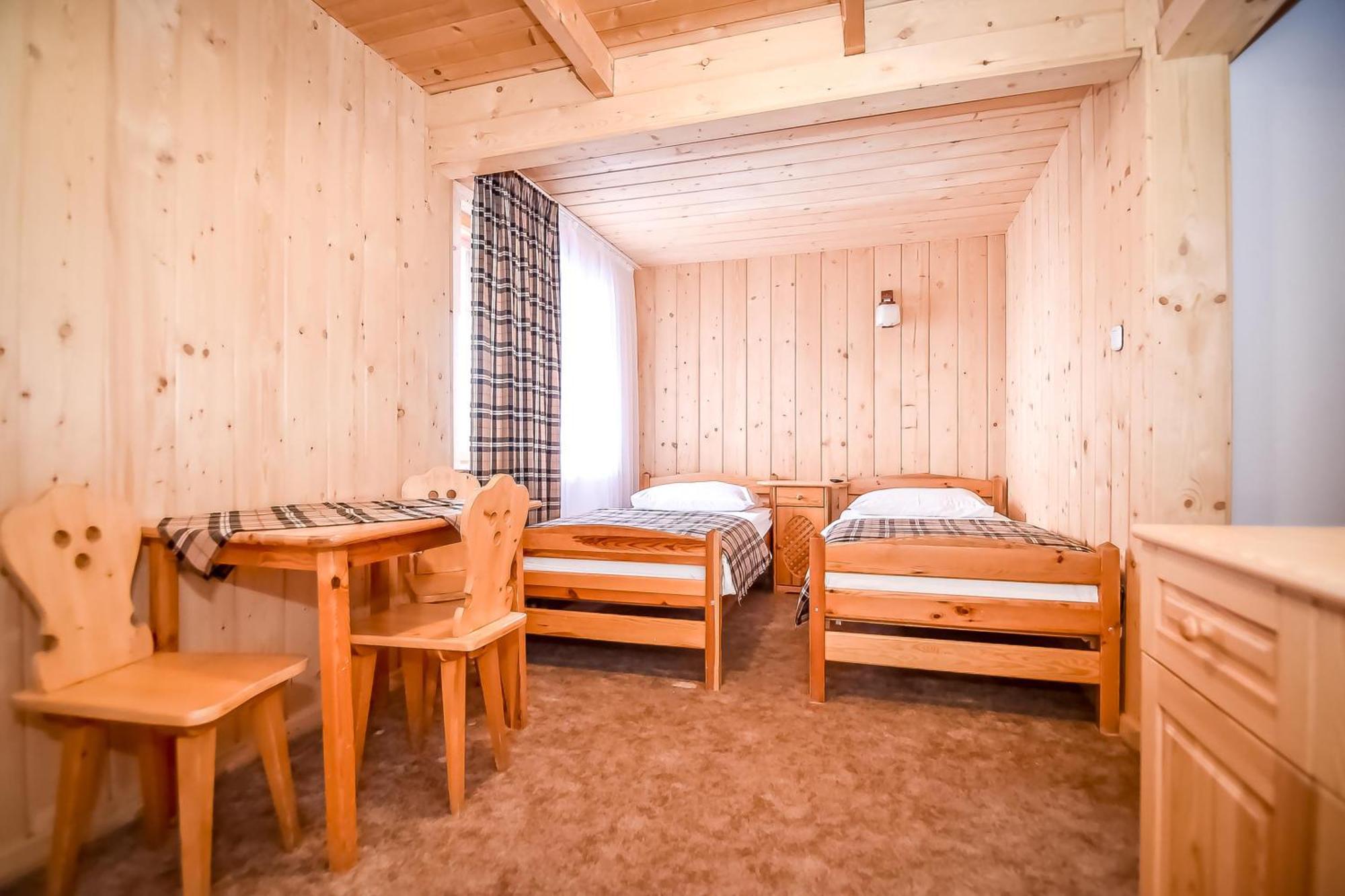 Willa Pod Orlem Jacuzzi Sauna กอสเชียลิสกอ ภายนอก รูปภาพ