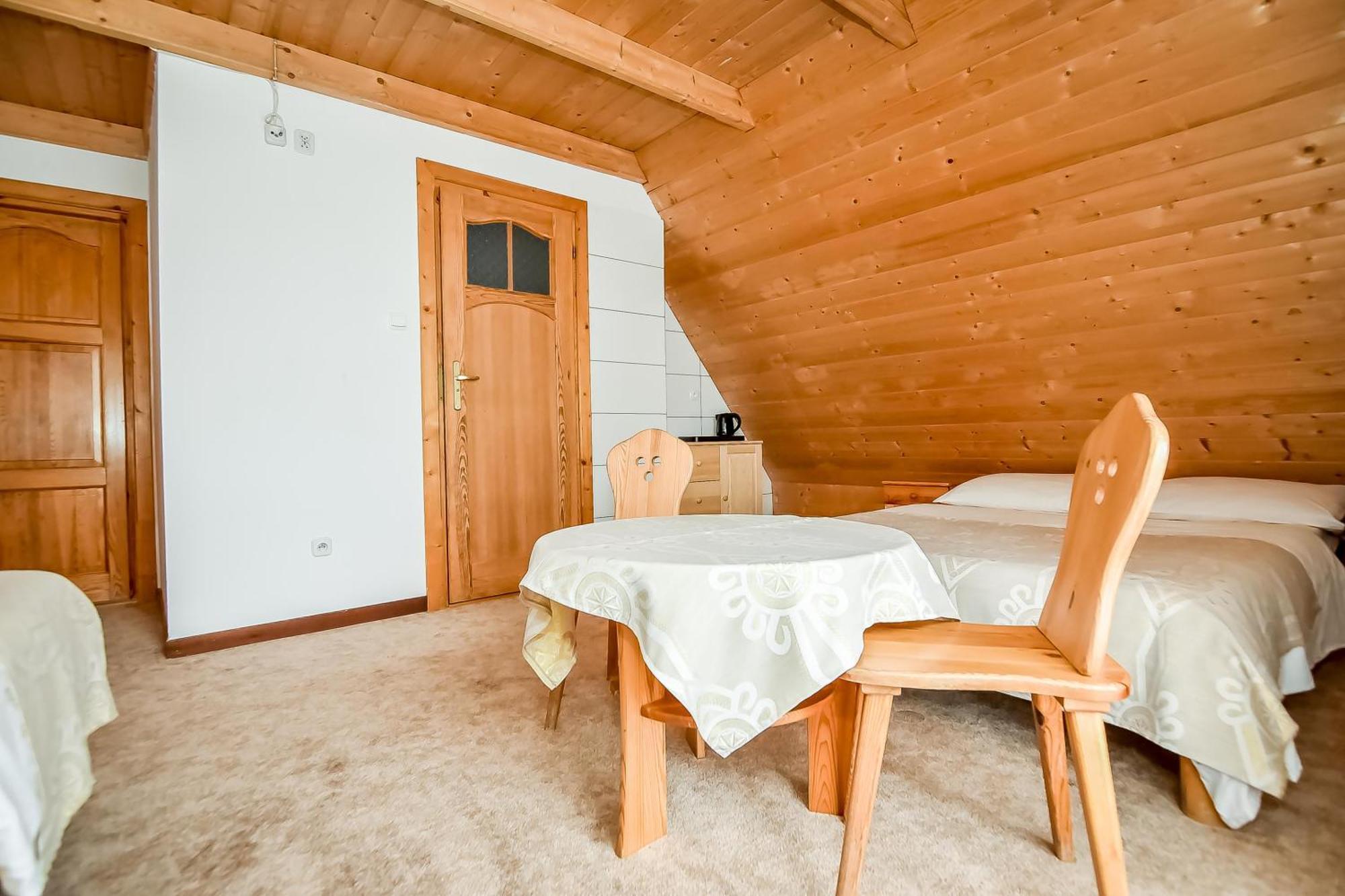 Willa Pod Orlem Jacuzzi Sauna กอสเชียลิสกอ ภายนอก รูปภาพ